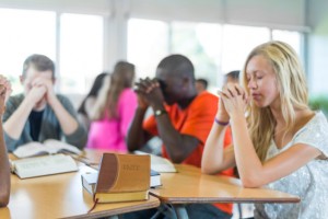 praying in class